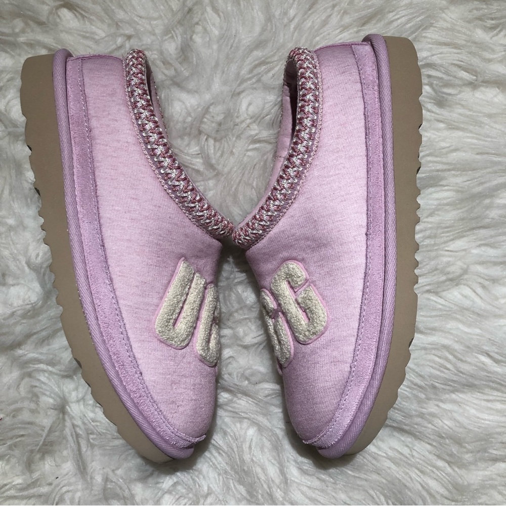 NWT UGG limited edition pink Tasman White Size 6 kids = 7.5 women Fuzzy Slip On - Picture 5 of 7